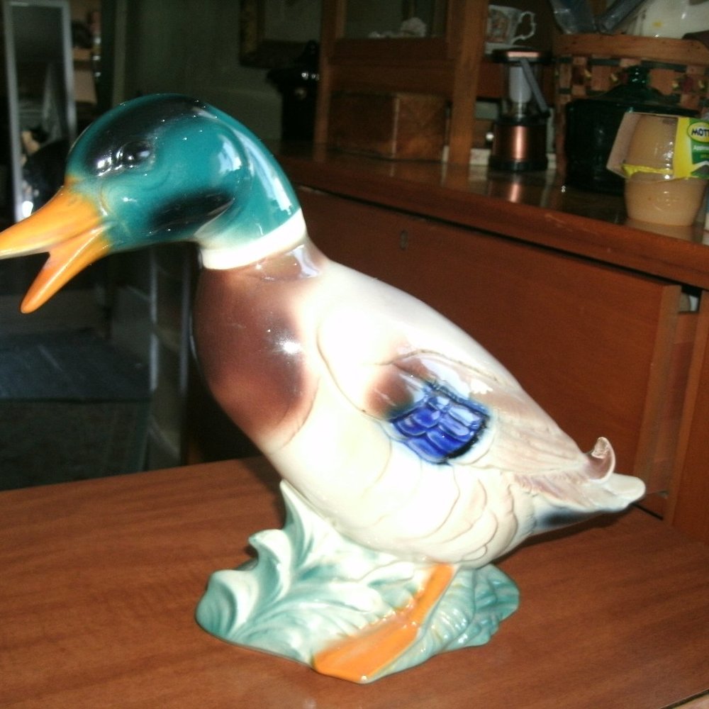 vintage royal Copley pottery duck. large.